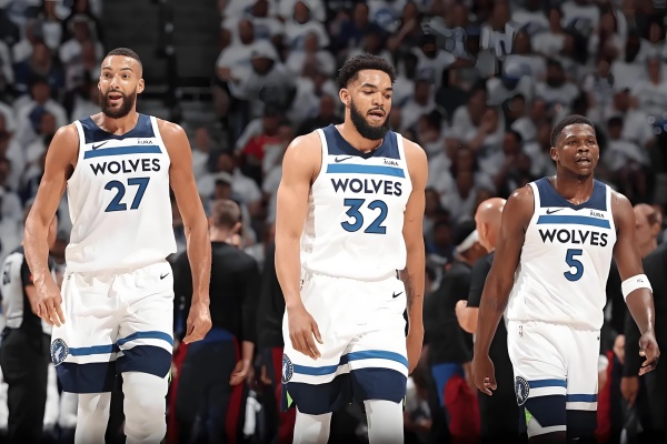 12月13日勇士VS森林狼：复仇之战一触即发，谁能打破僵局？