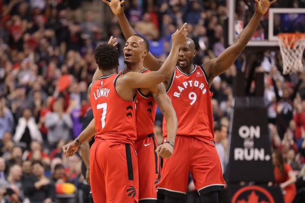 残阵开拓者能否守住摩达中心？猛龙青春风暴席卷波特兰，历史交锋主队占优